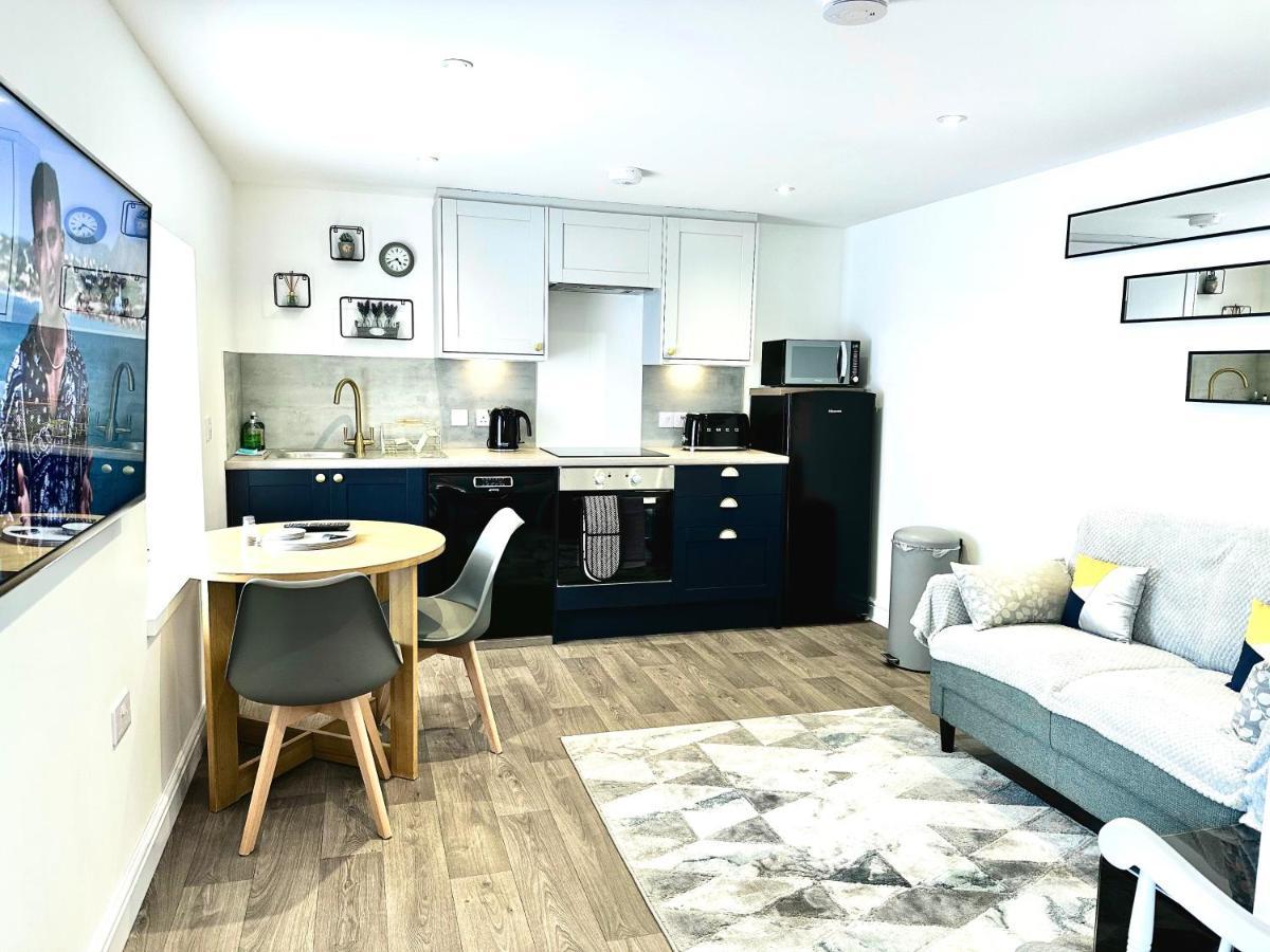 Central, Stylish - 2 Bed Property, The Stable @ Warrenfield, Free Wifi & Parking Оркнейские острова Экстерьер фото