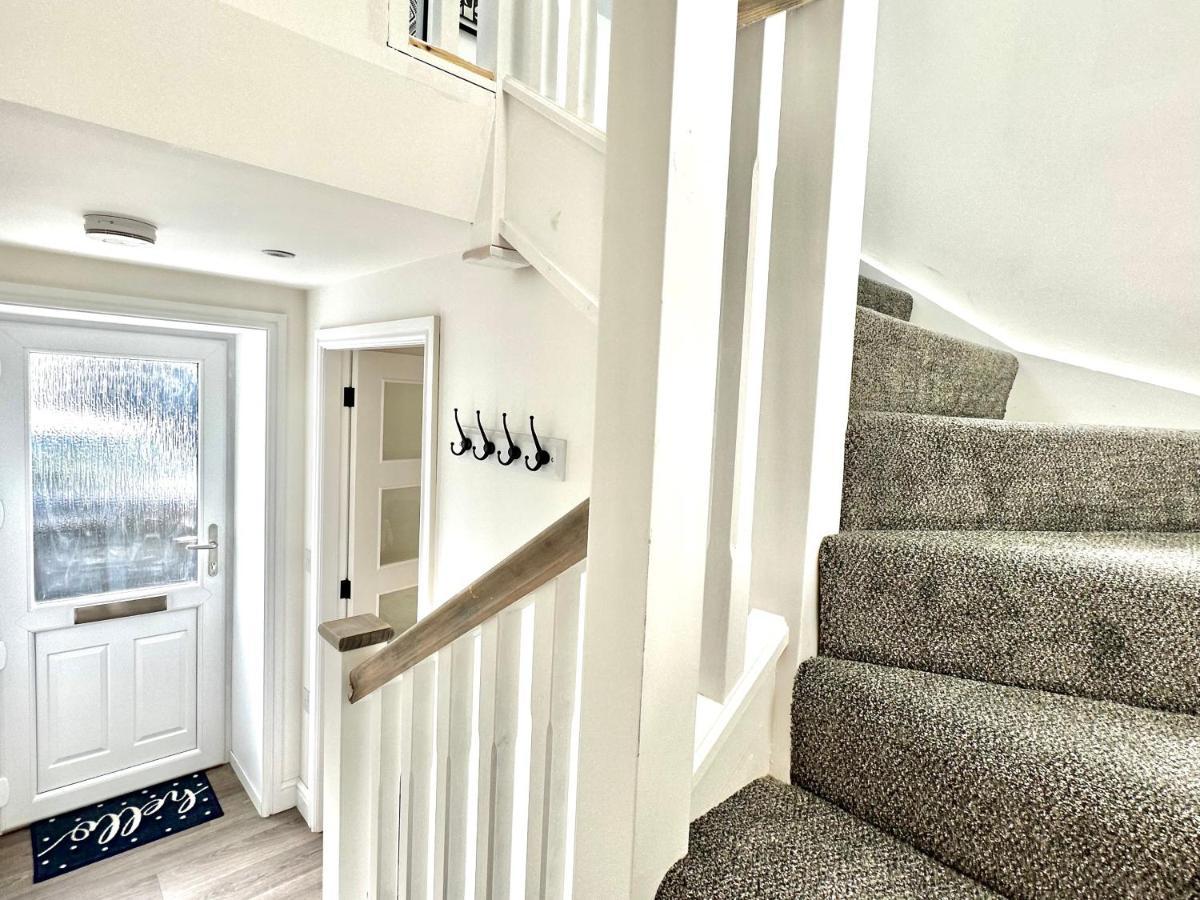 Central, Stylish - 2 Bed Property, The Stable @ Warrenfield, Free Wifi & Parking Оркнейские острова Экстерьер фото